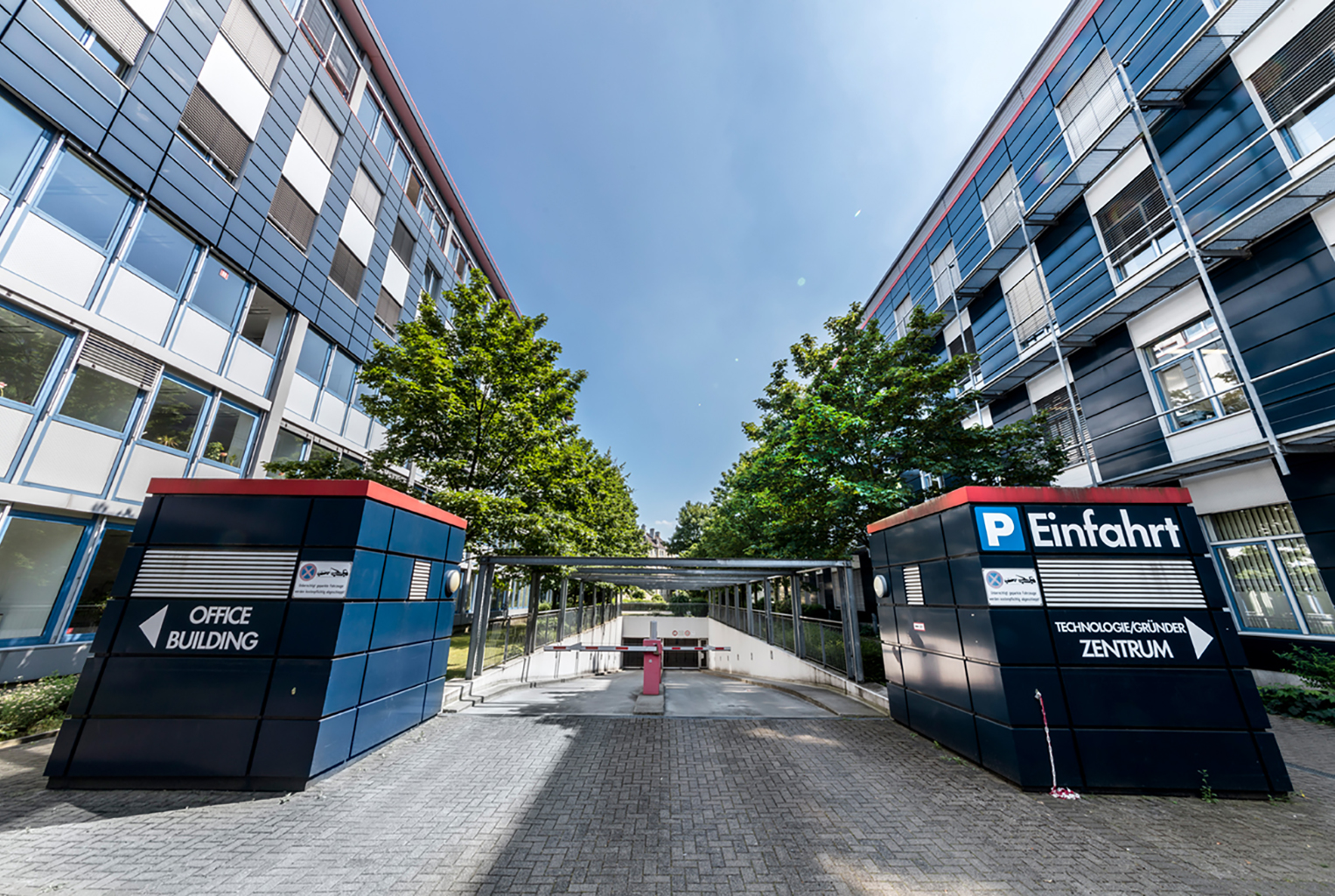 Tiefgarageneinfahrt ditec